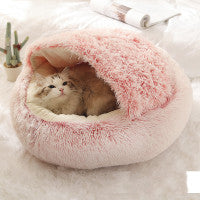 Plush dog bed for dogs and cats