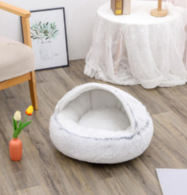 Plush dog bed for winter use